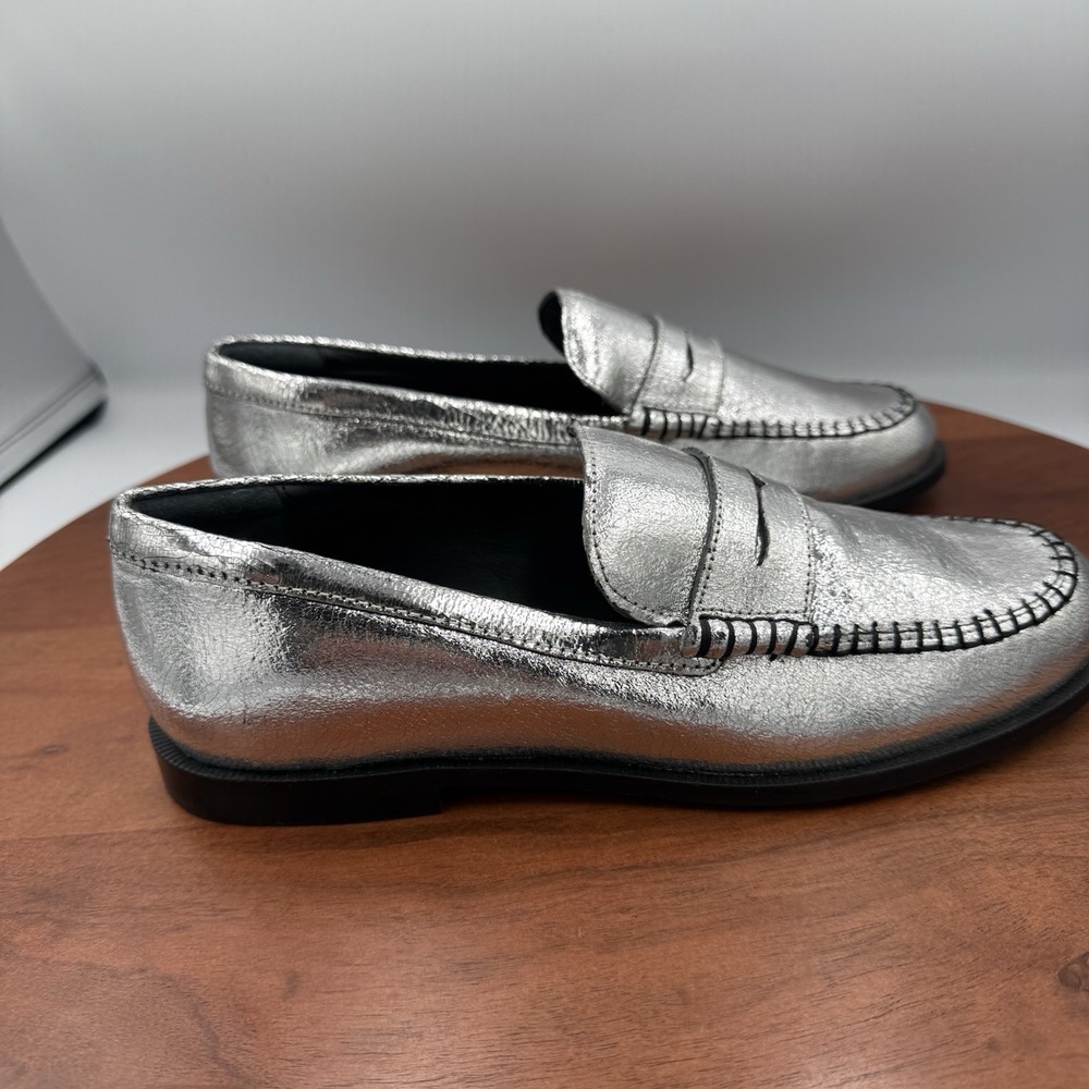Free People  Blanket Stitch Silver Leather Penny Loafers‎ Preppy  Women's Size 7